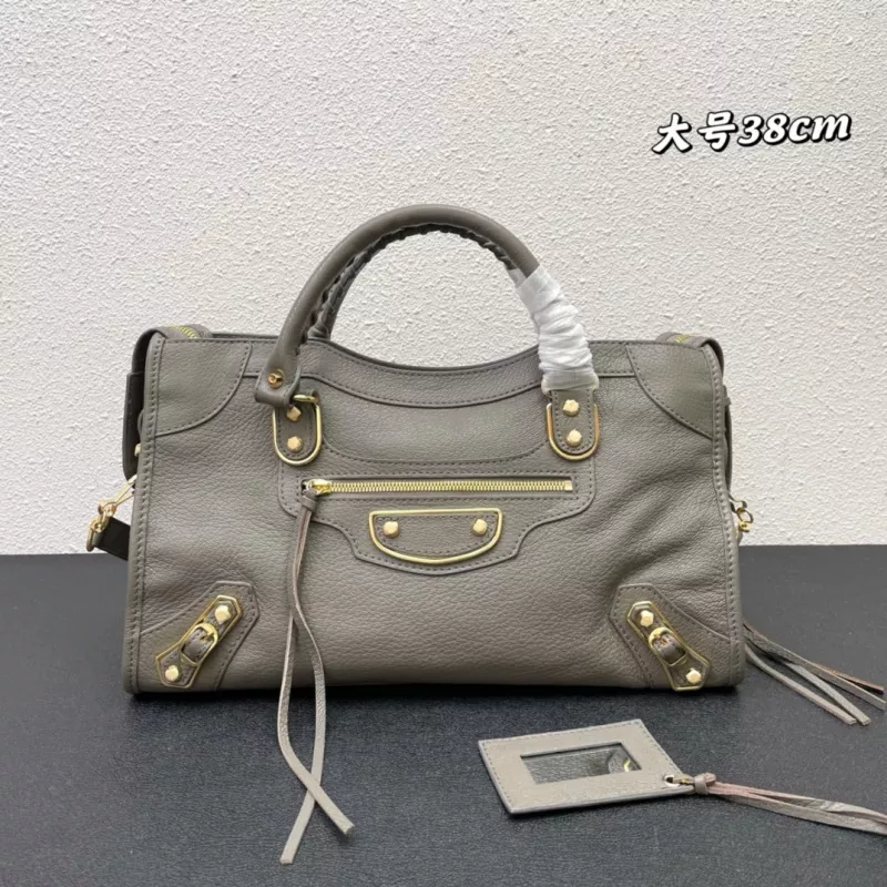 Versatile 8653 Balenciaga AAA Quality Handbags For Women