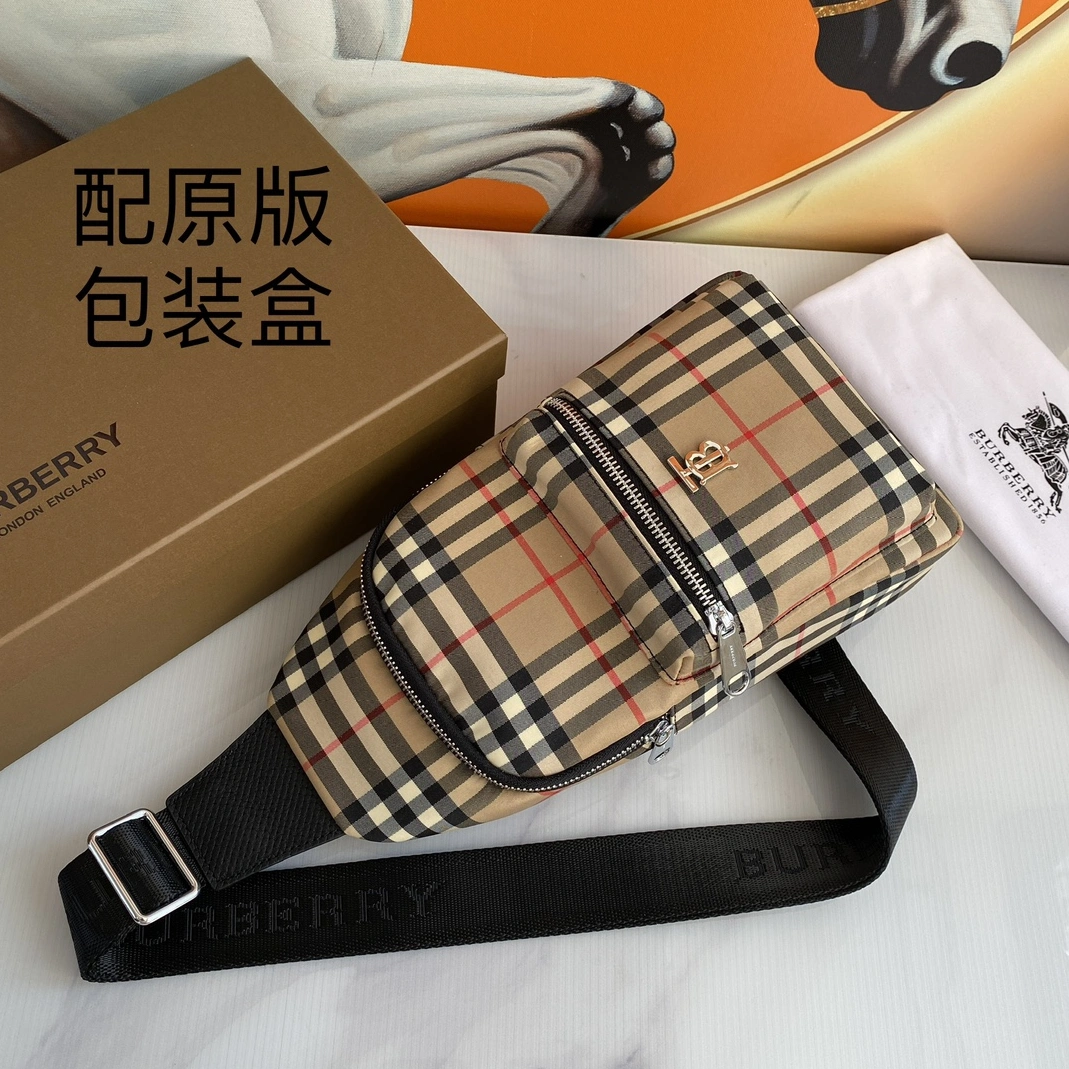 Versatile 8966 Burberry AAA Man Messenger Bags
