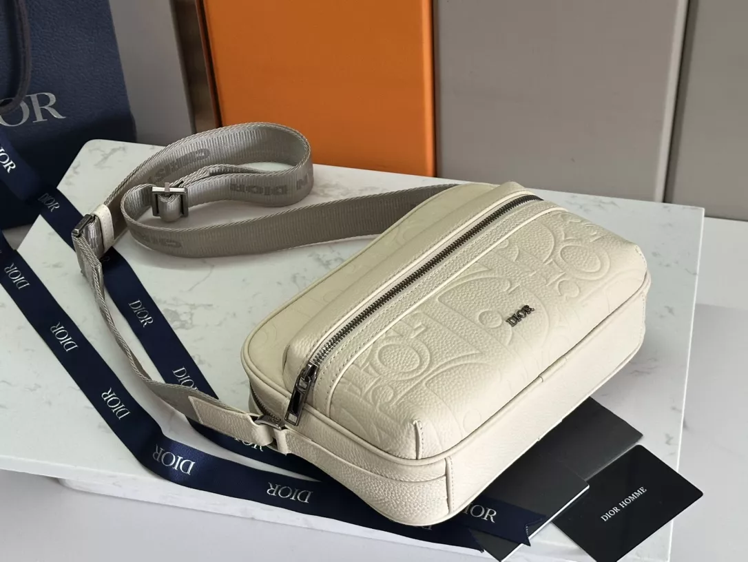 Versatile 9034 Christian Dior AAA Man Messenger Bags