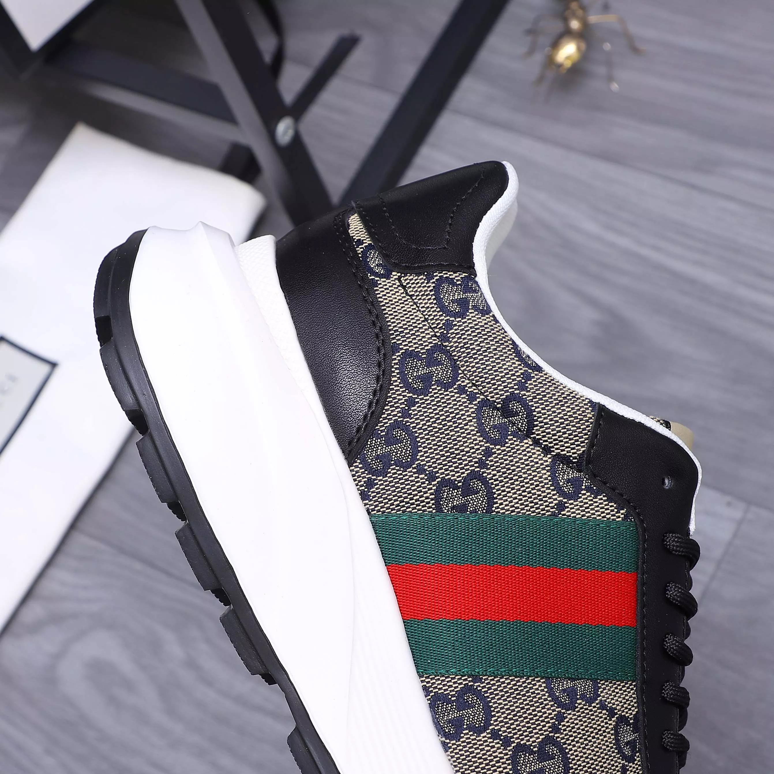 Versatile 9122 Gucci Casual Shoes For Men