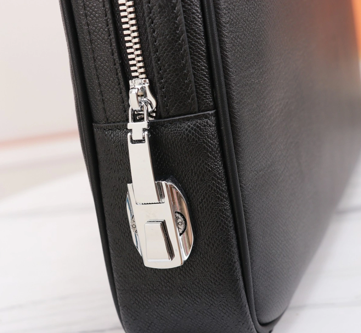Versatile 9269 Prada AAA Man Handbags