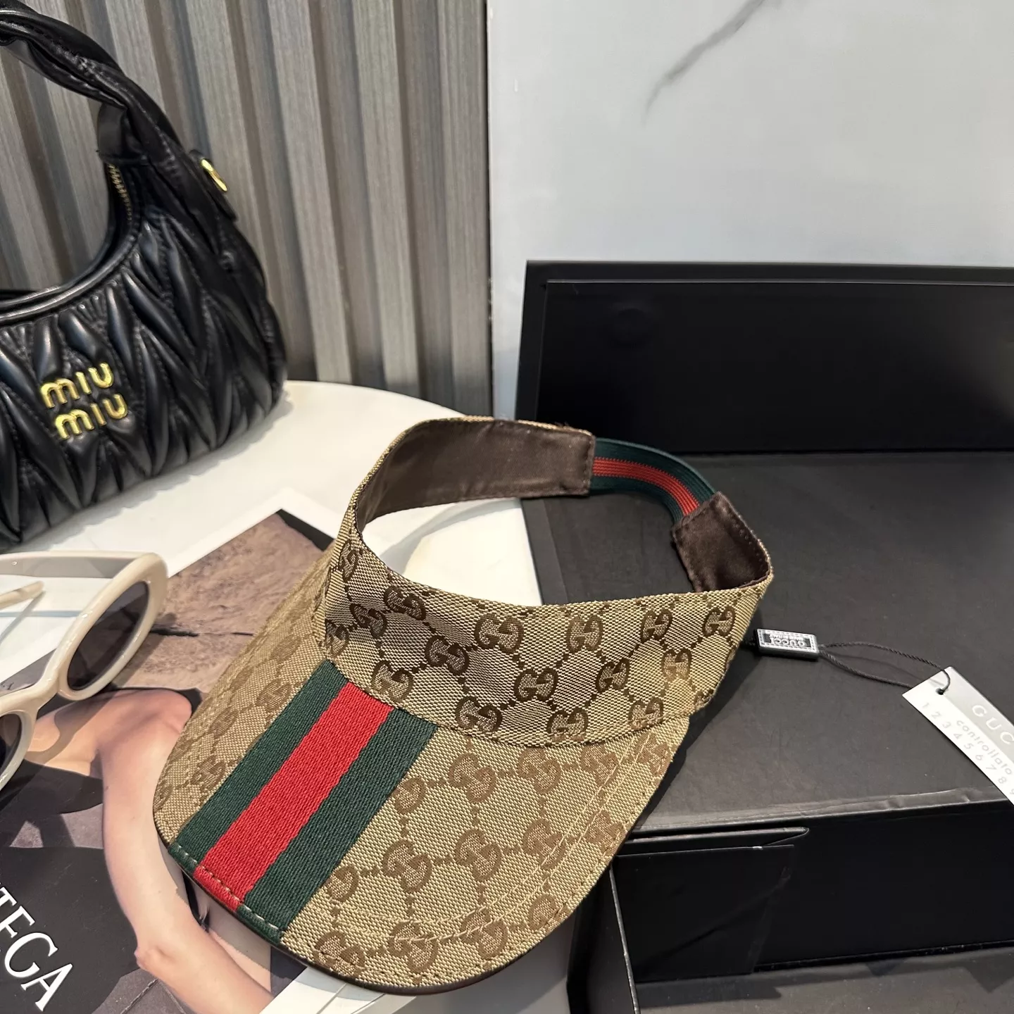 Versatile 9339 Gucci Caps