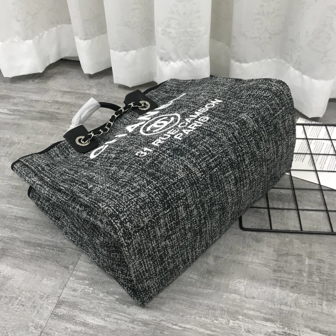 Versatile 9518 Chanel AAA Quality Handbags