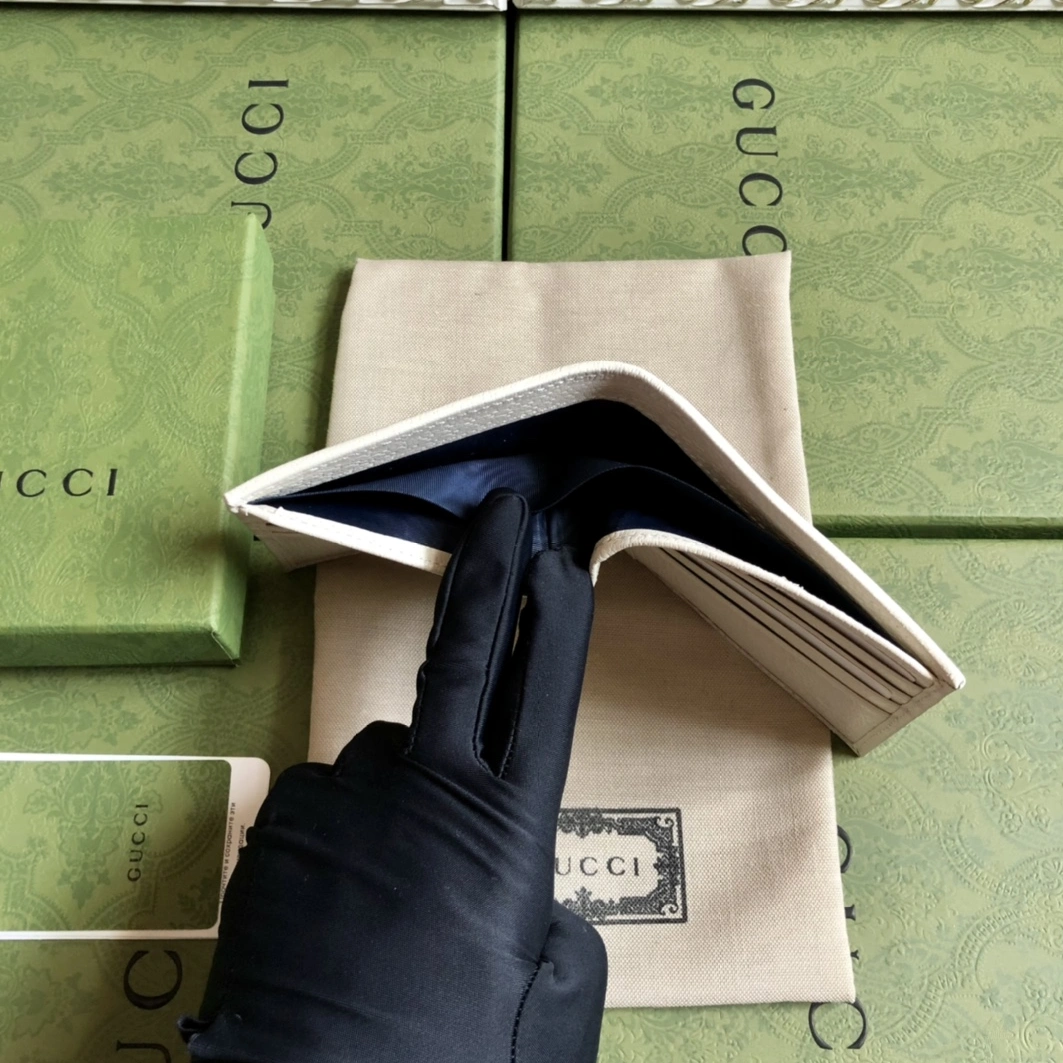 Versatile 9631 Gucci AAA Quality Wallets