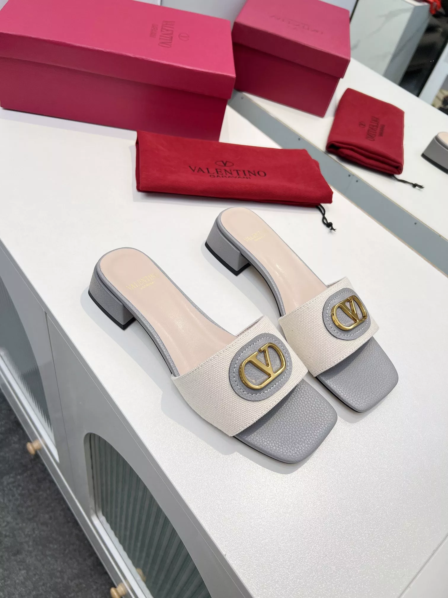 Versatile 9863 Valentino Slippers For Women