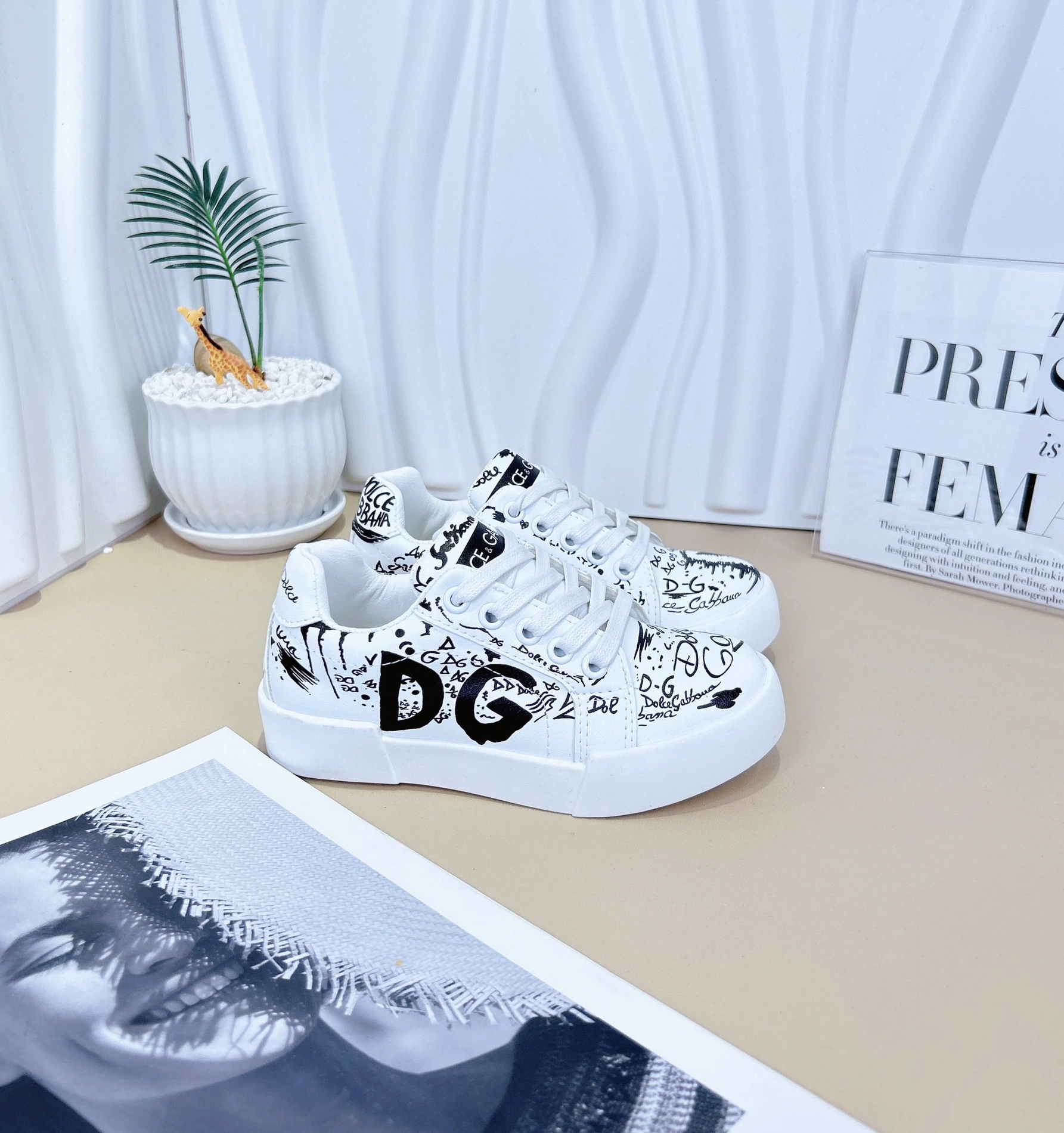 Versatile 9937 Dolce & Gabbana D&G Kids' Shoes For Kids