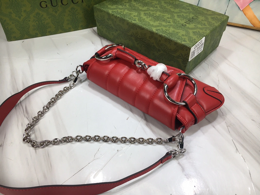 Versatile 9970 Gucci AAA Quality Messenger Bags For Women