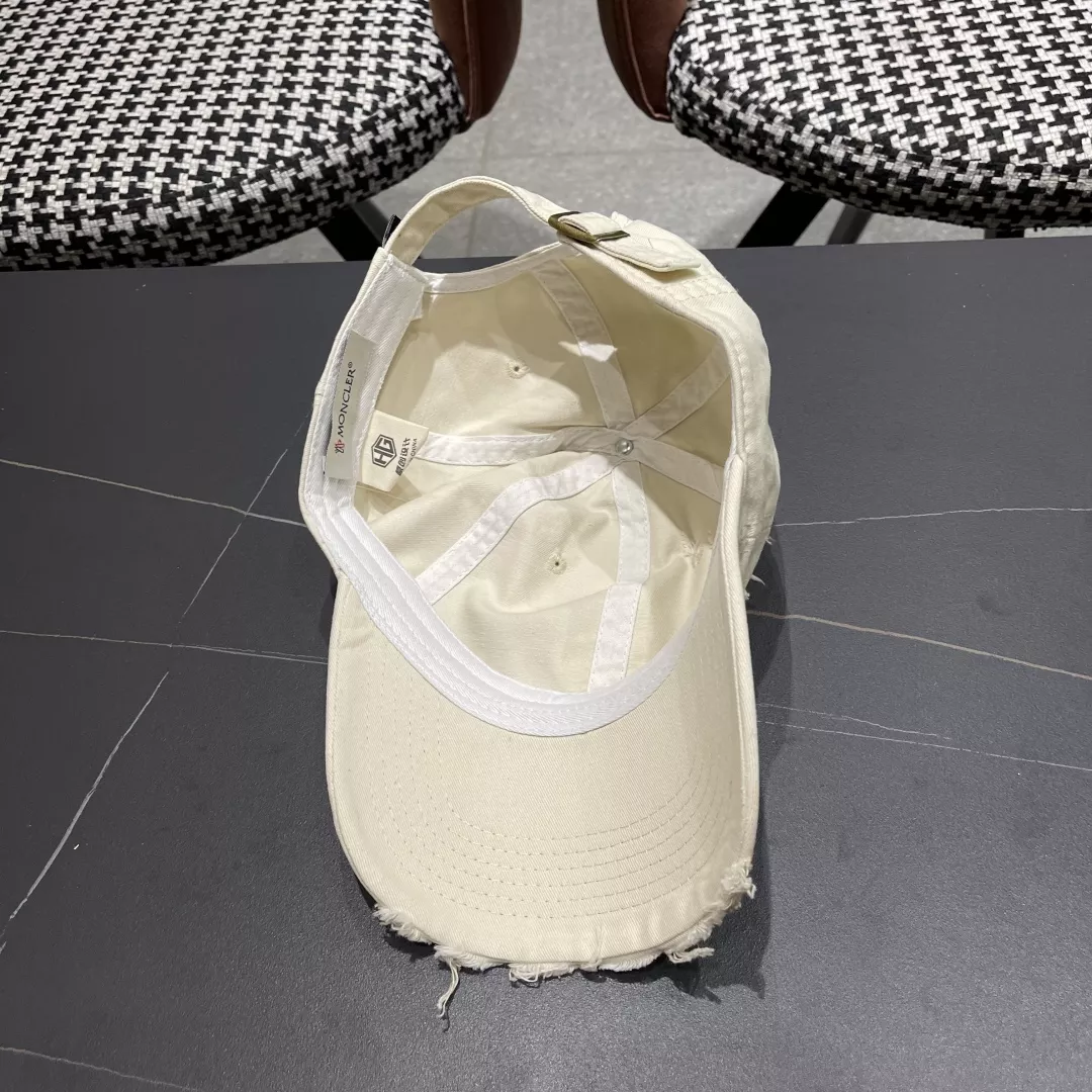 Versatile 998 Moncler Caps