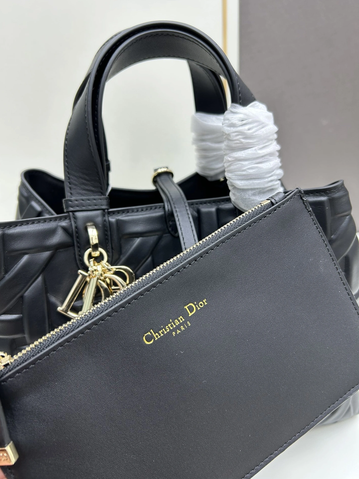 Vibrant 106 Christian Dior AAA Quality Handbags For Women
