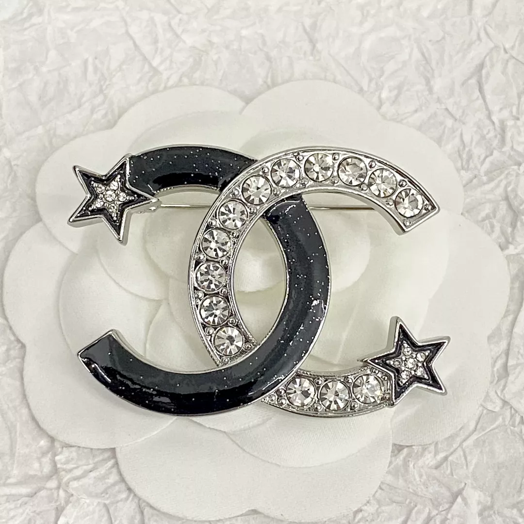 Vibrant 1319 Chanel Brooches For Women