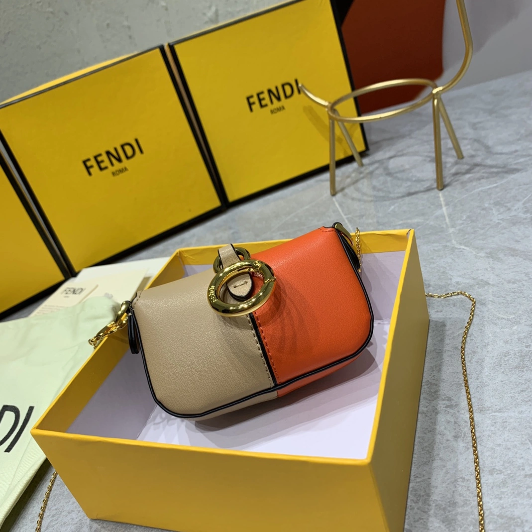 Vibrant 1400 Fendi AAA Quality Wallet For Women