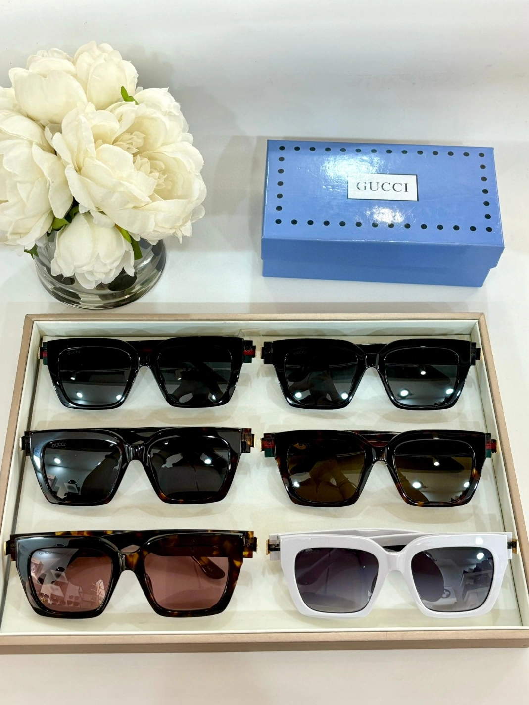 Vibrant 1560 Gucci AAA Quality Sunglasses
