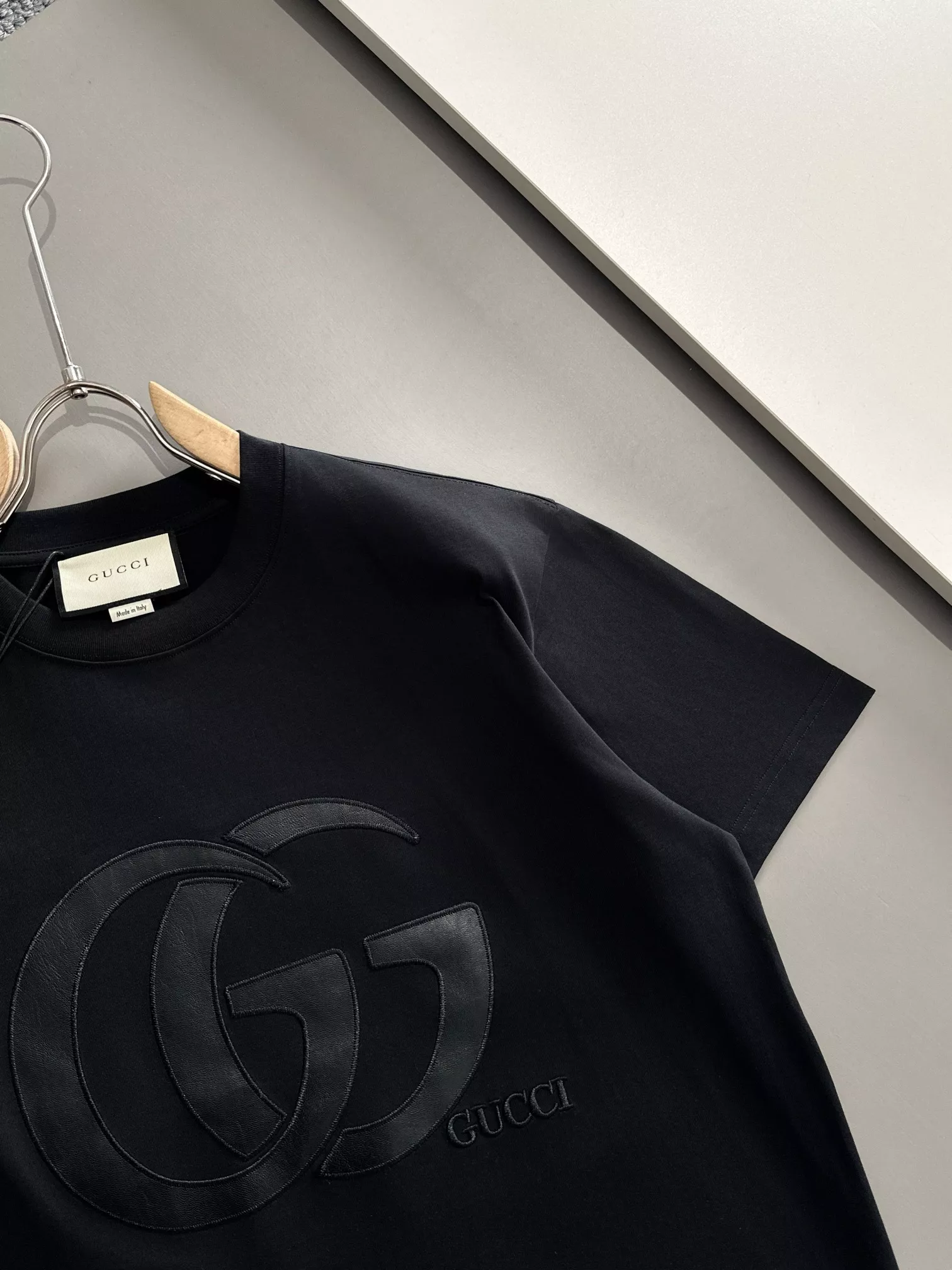 Vibrant 1618 Gucci T-Shirts Short Sleeved For Unisex