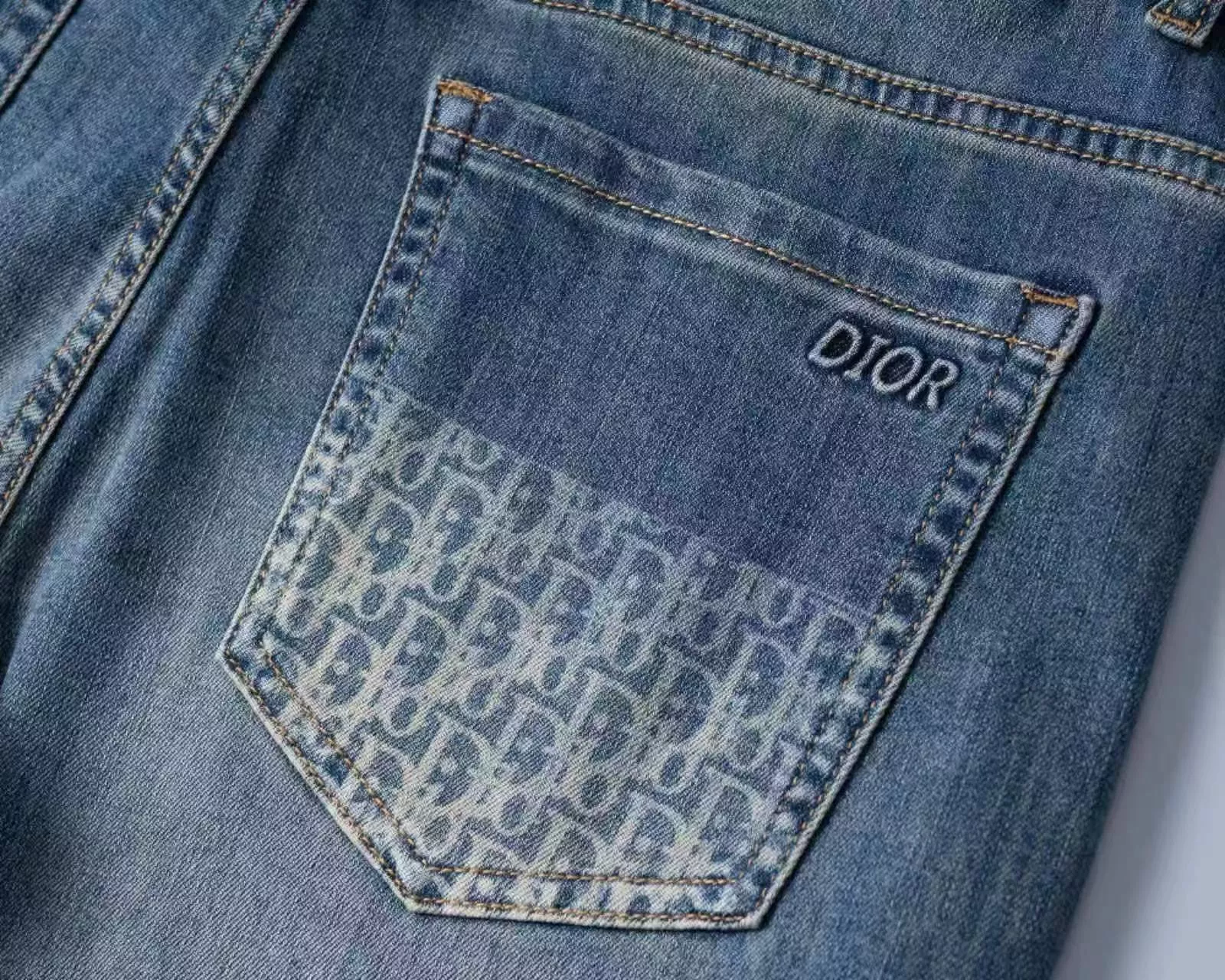 Vibrant 1713 Christian Dior Jeans For Men