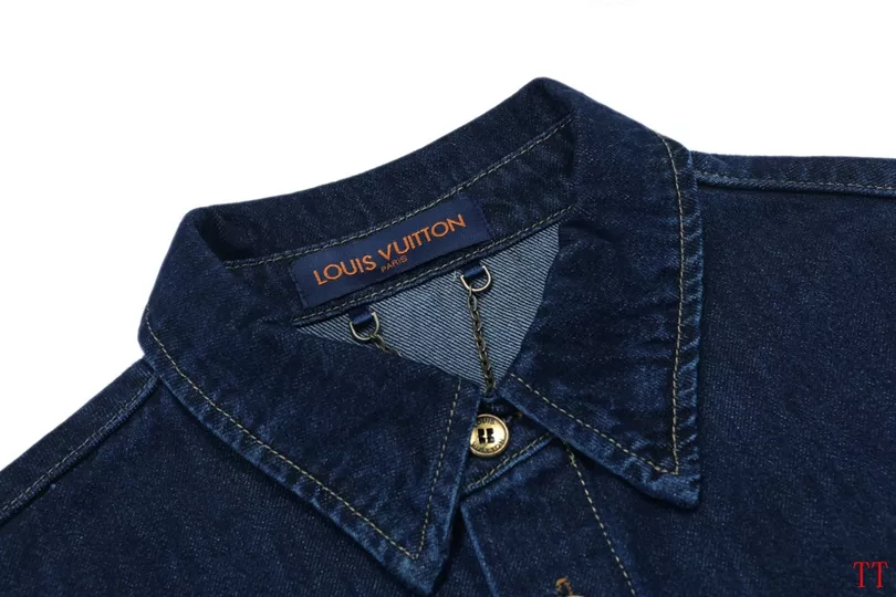 Vibrant 174 Louis Vuitton LV Shirts Short Sleeved For Unisex