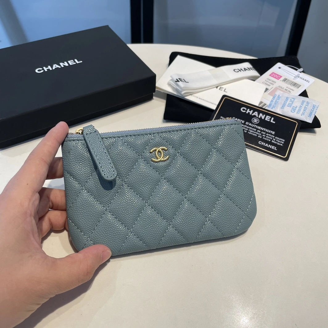 Vibrant 1800 Chanel AAA Quality Wallets For Women