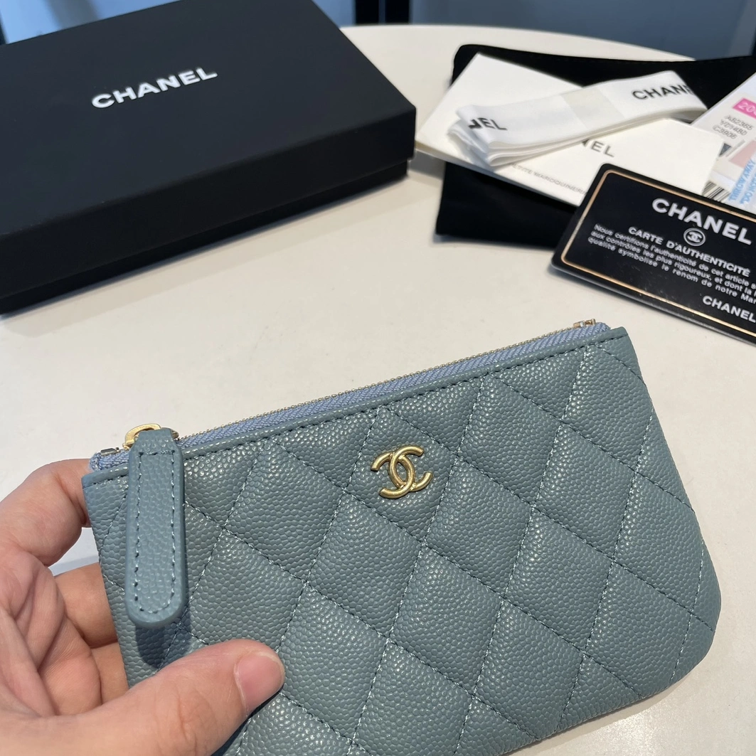 Vibrant 1800 Chanel AAA Quality Wallets For Women