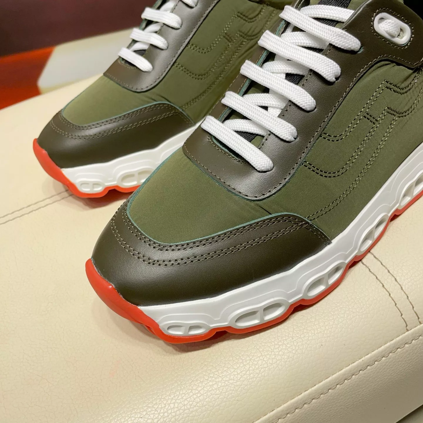 Vibrant 201 Hermes Casual Shoes For Men
