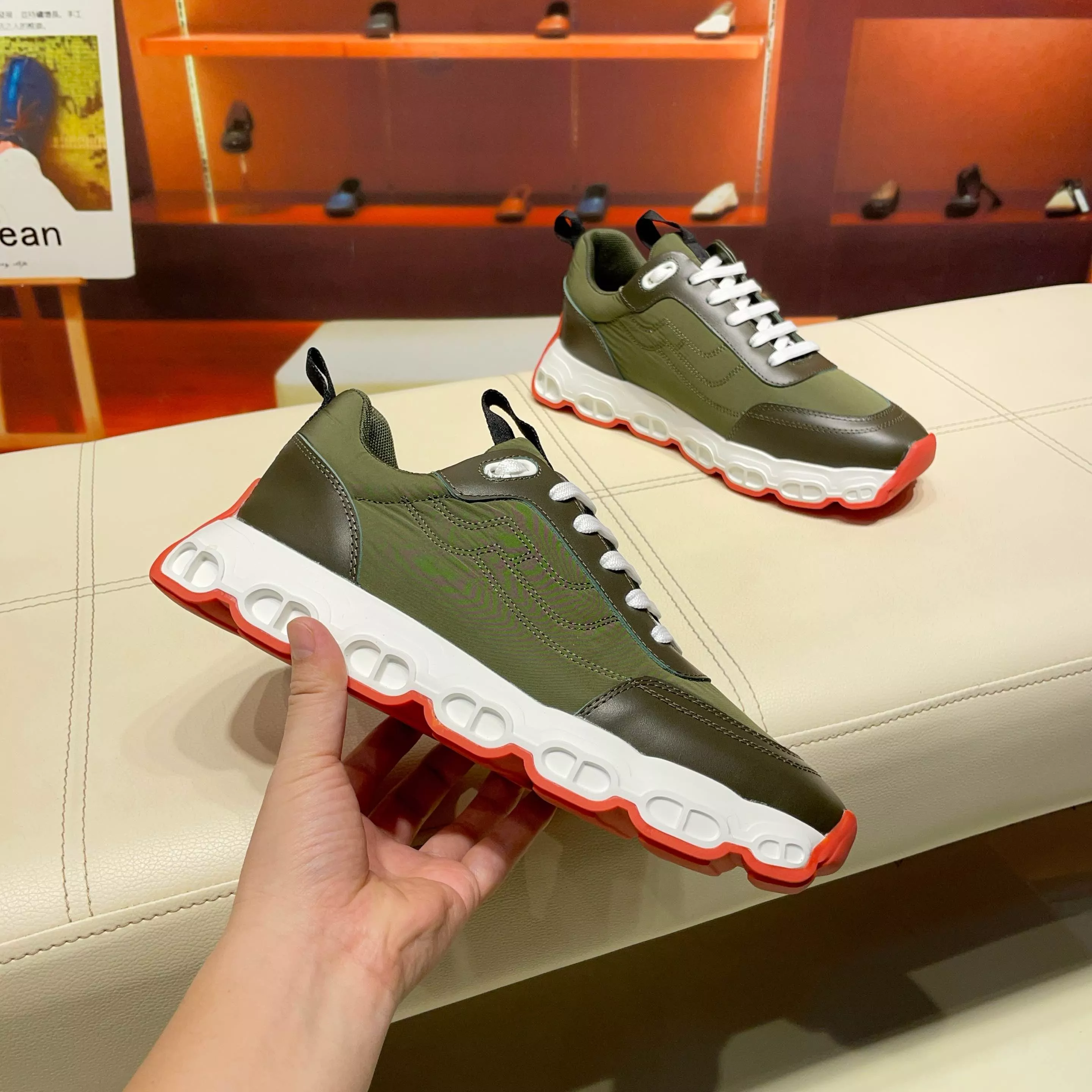 Vibrant 201 Hermes Casual Shoes For Men