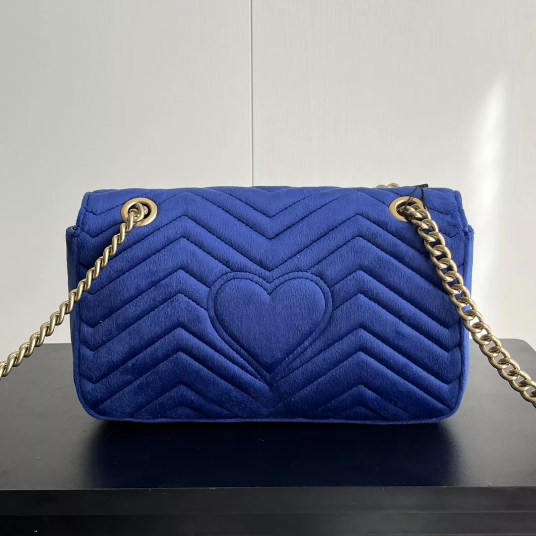 Vibrant 2078 Gucci AAA Quality Messenger Bags For Women