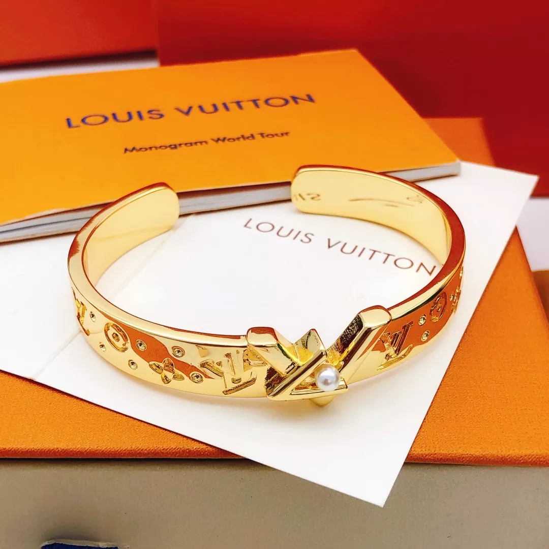 Vibrant 2115 Louis Vuitton LV Bracelets