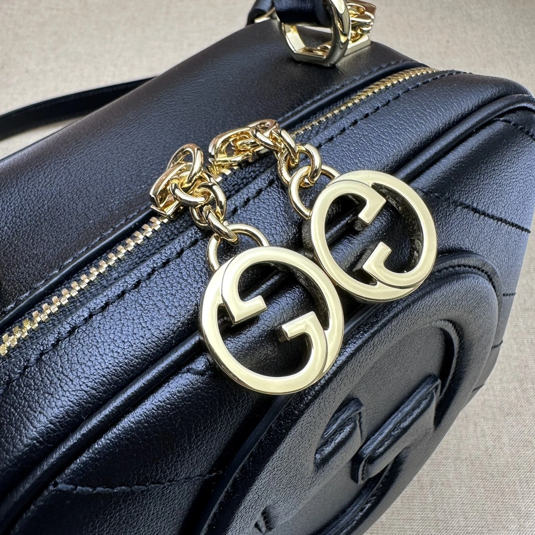 Vibrant 2192 Gucci AAA Quality Messenger Bags For Women