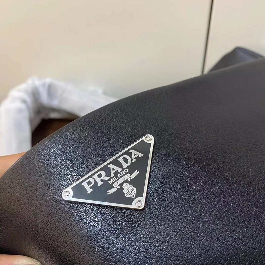 Vibrant 2192 Prada AAA Man Handbags