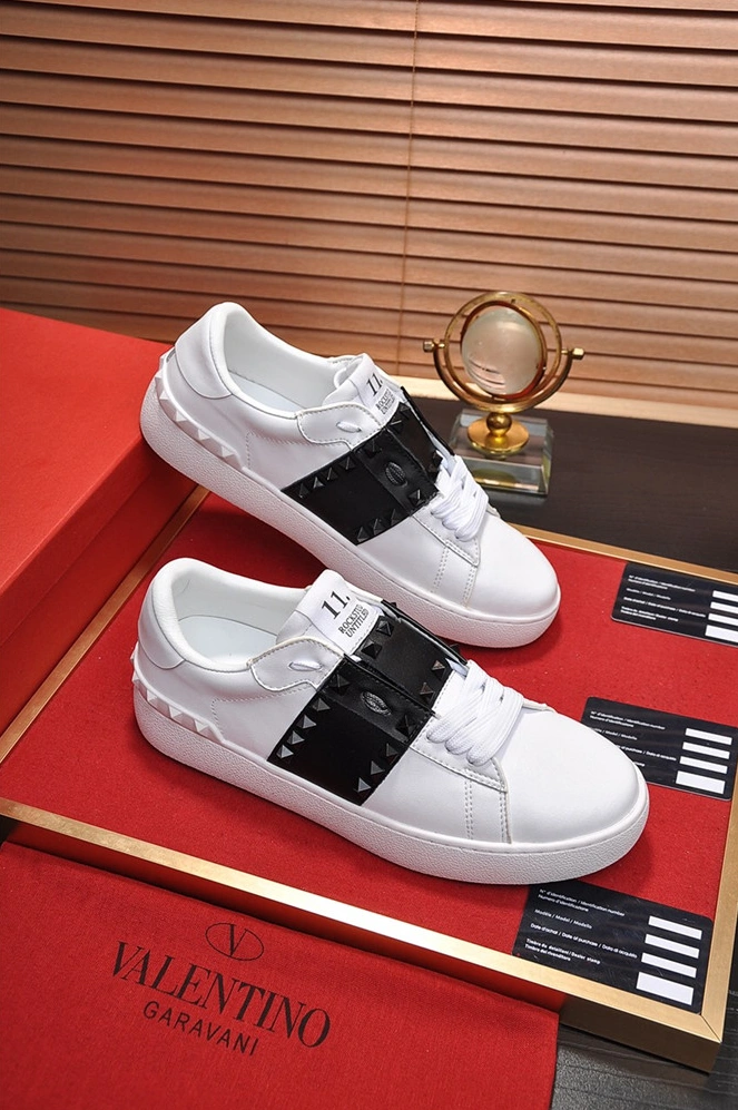 Vibrant 2211 Valentino Casual Shoes For Men