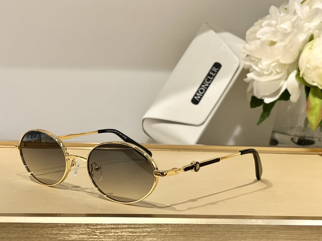 Vibrant 2421 Moncler AAA Quality Sunglasses