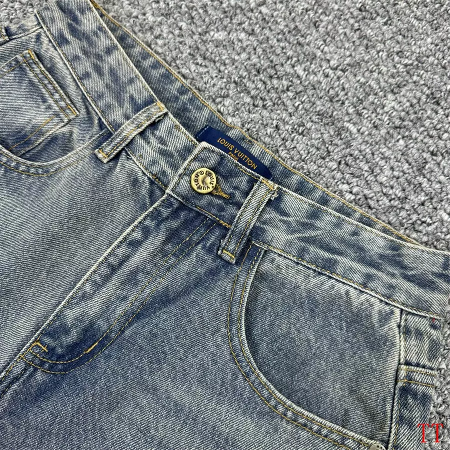 Vibrant 2446 Louis Vuitton LV Jeans For Men