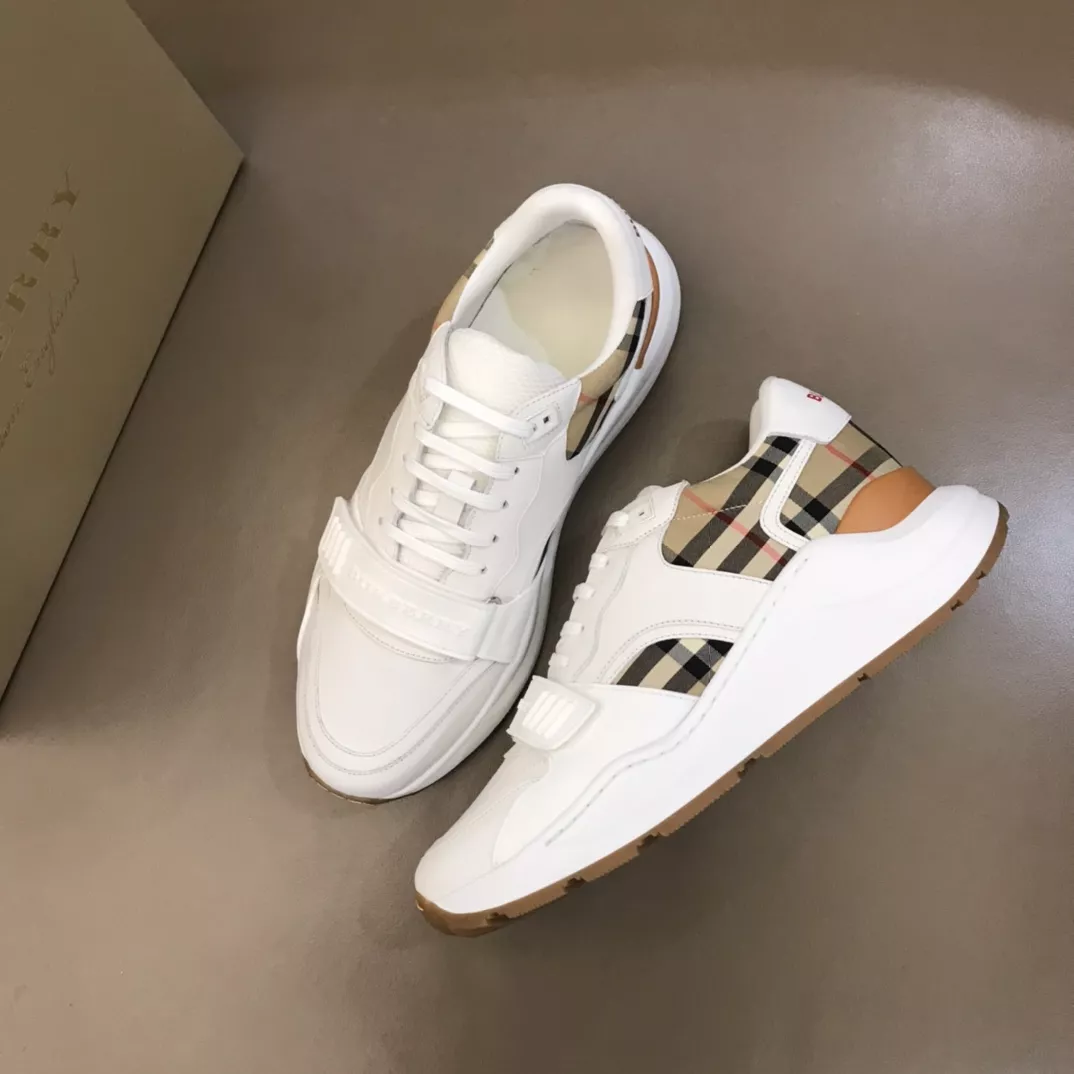 Vibrant 2490 Burberry Casual Shoes For Men