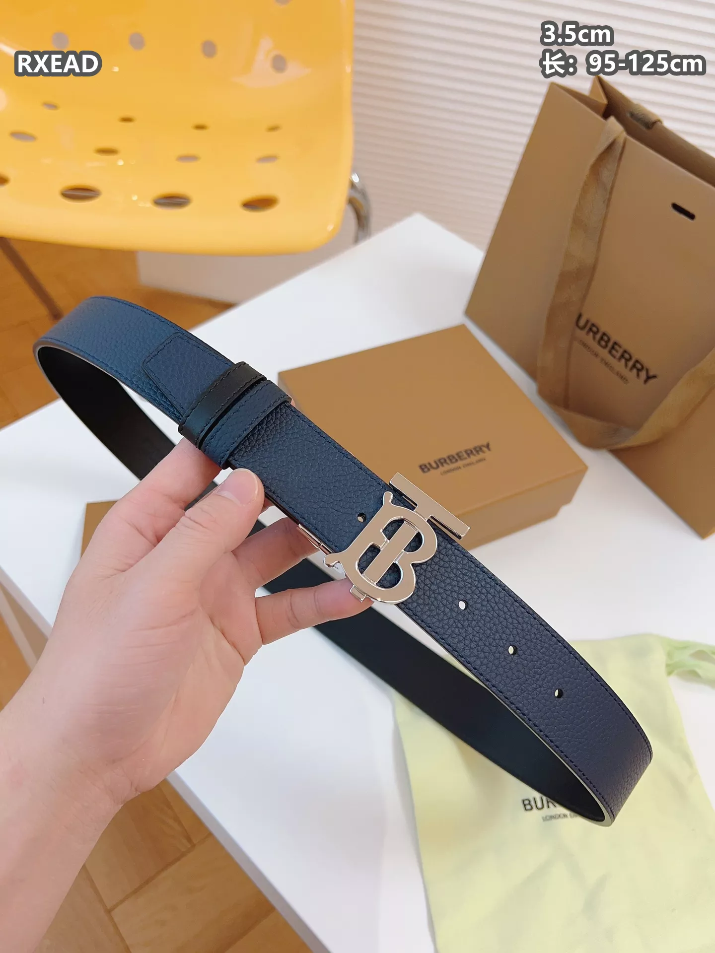 Vibrant 2502 Burberry AAA Quality Belts For Men