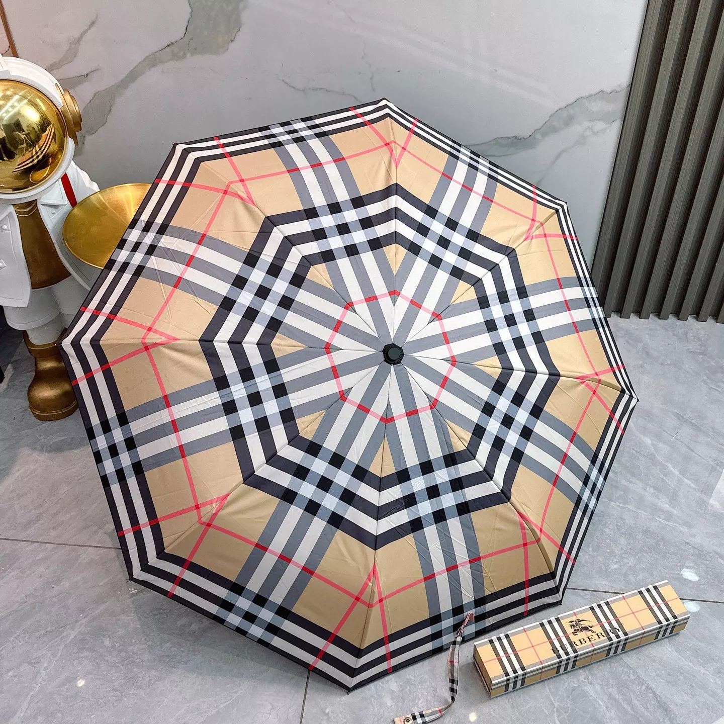 Vibrant 2686 Burberry Umbrellas