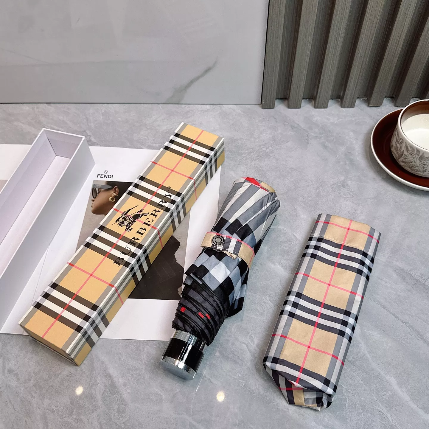 Vibrant 2686 Burberry Umbrellas
