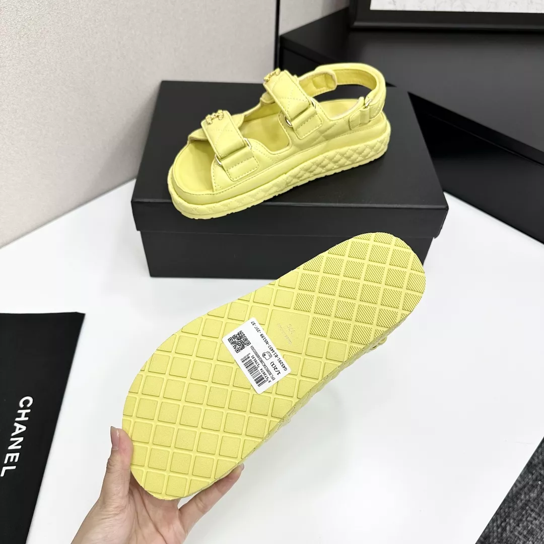 Vibrant 2957 Chanel Sandal For Women