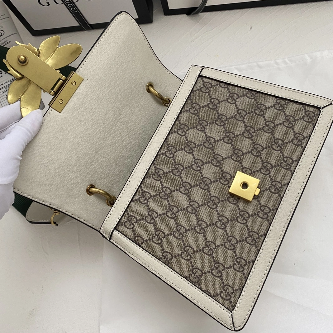 Vibrant 3065 Gucci AAA Quality Messenger Bags For Women