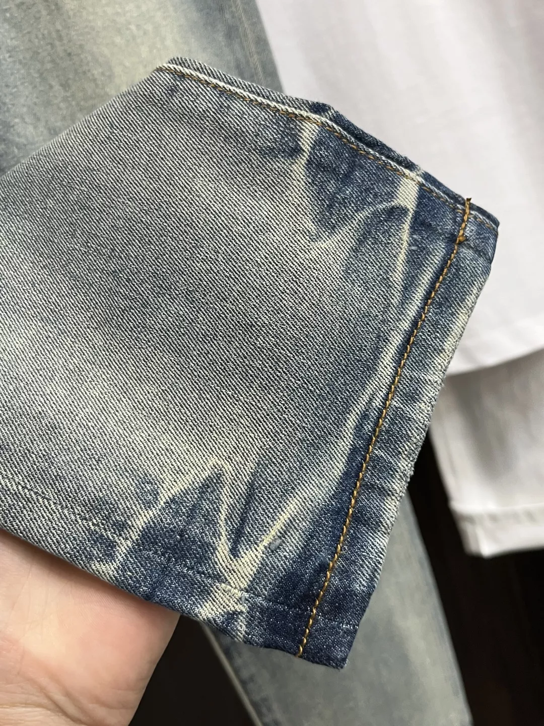 Vibrant 3135 Louis Vuitton LV Jeans For Men
