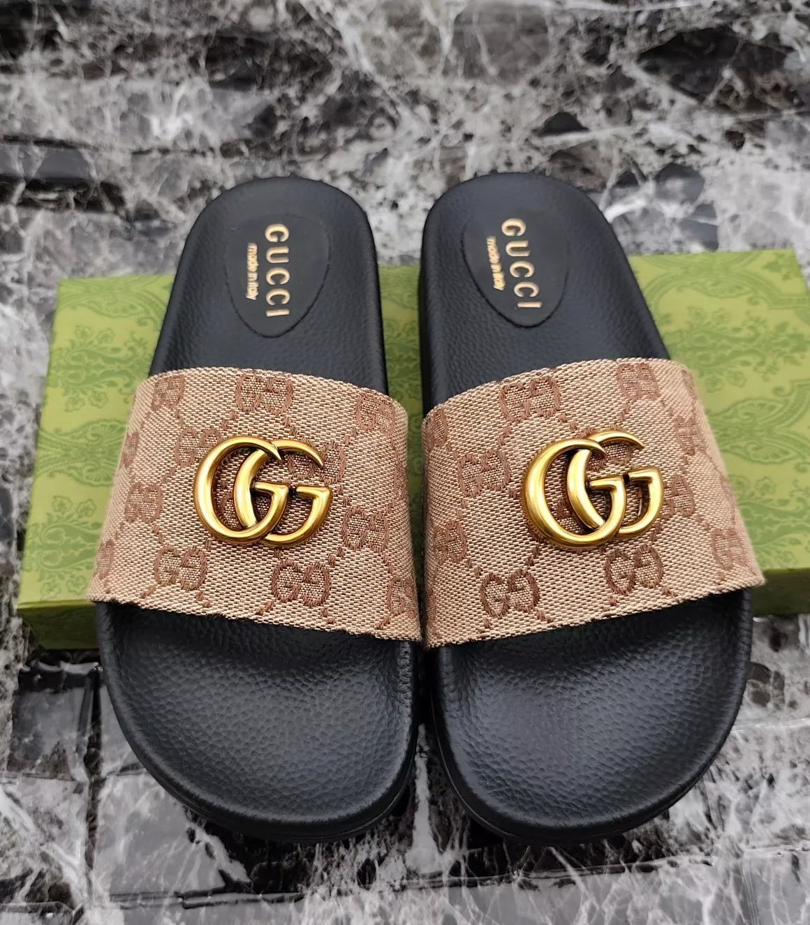 Vibrant 3163 Gucci Slippers For Men
