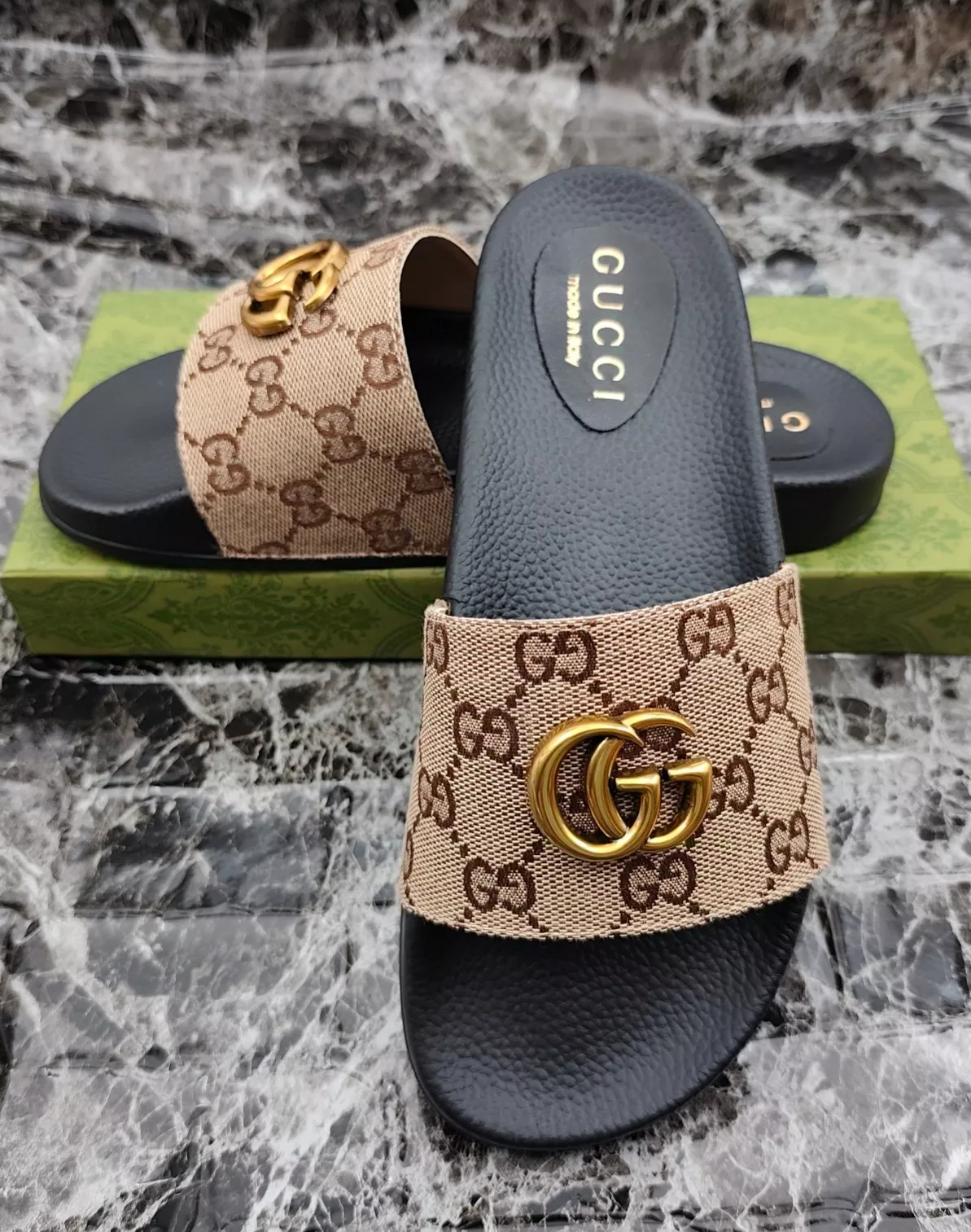 Vibrant 3163 Gucci Slippers For Men