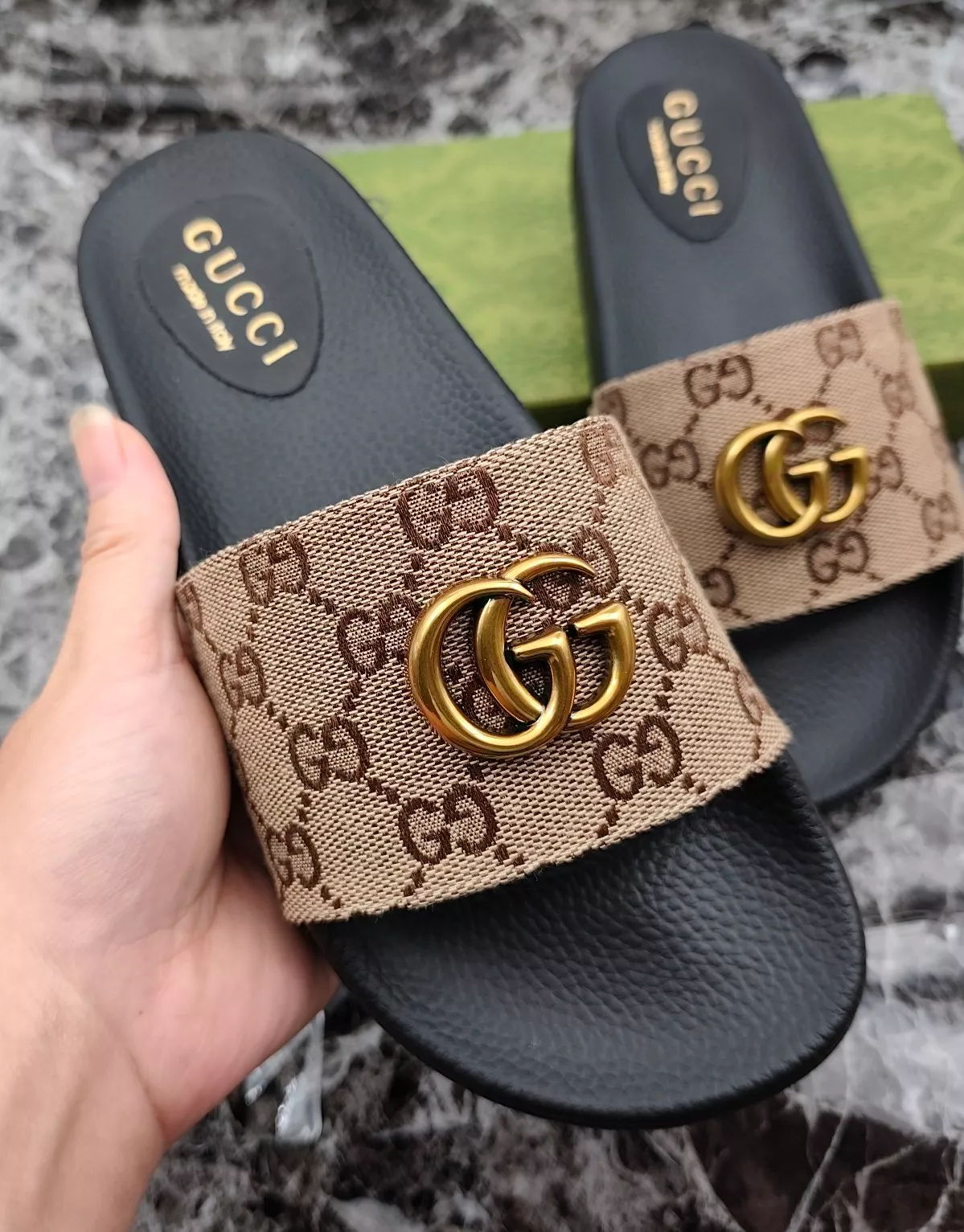 Vibrant 3163 Gucci Slippers For Men