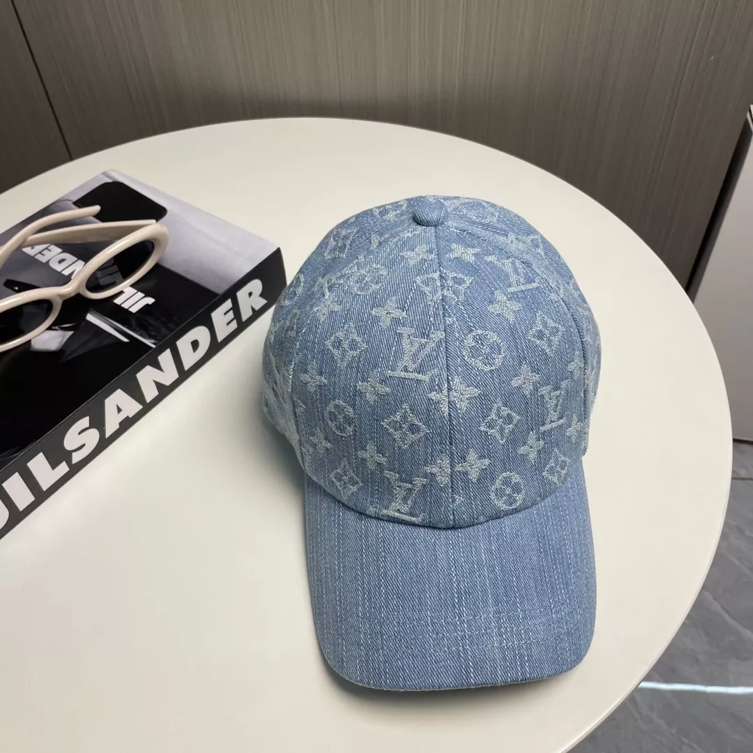 Vibrant 3202 Louis Vuitton LV Caps
