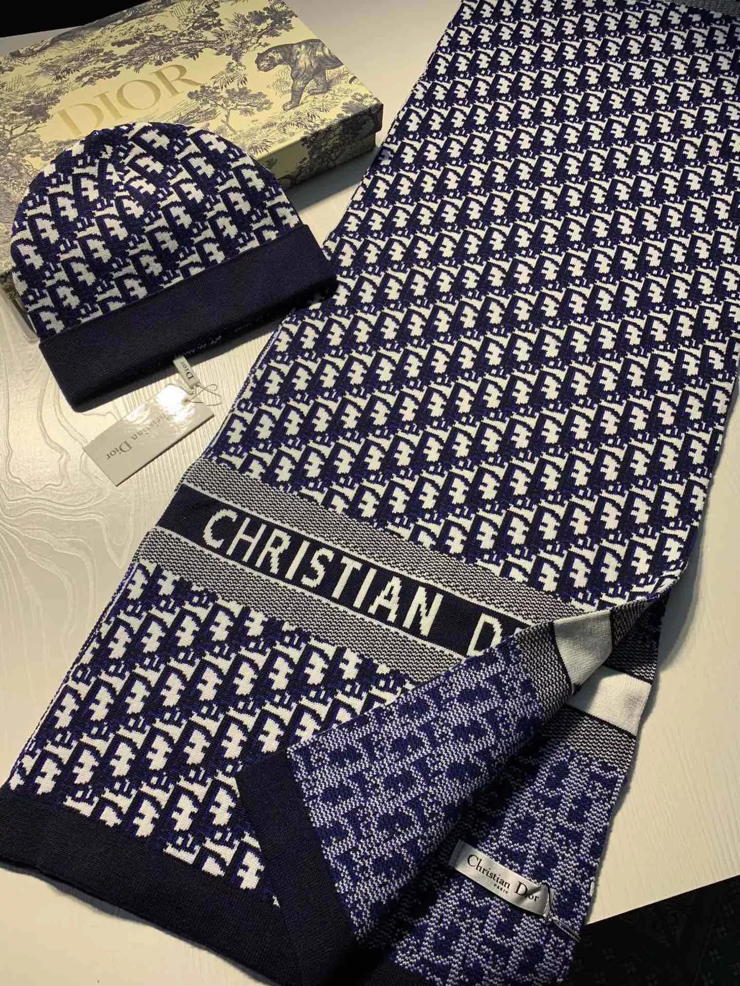 Vibrant 3221 Christian Dior Hat and Scarf Set