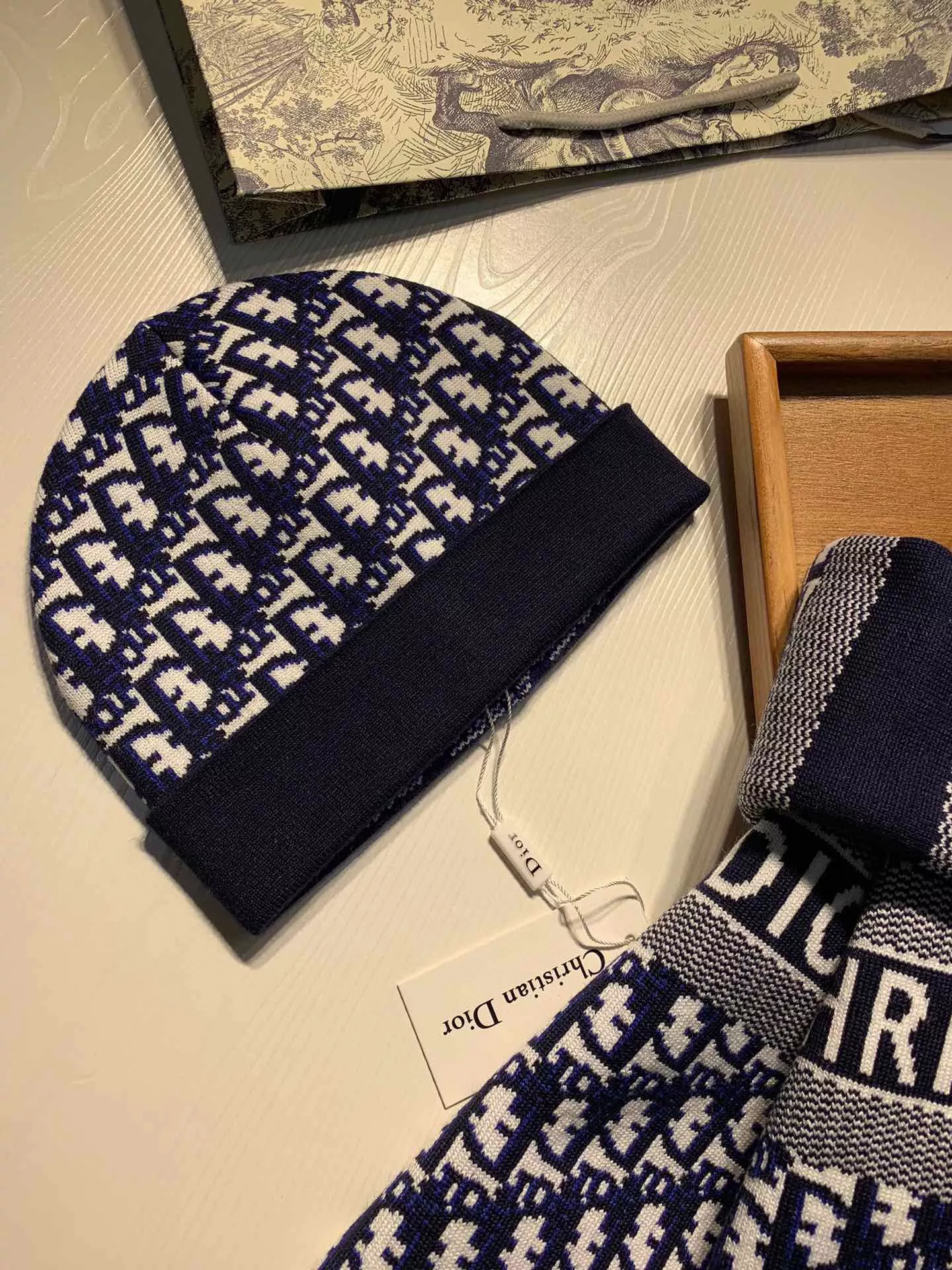 Vibrant 3221 Christian Dior Hat and Scarf Set