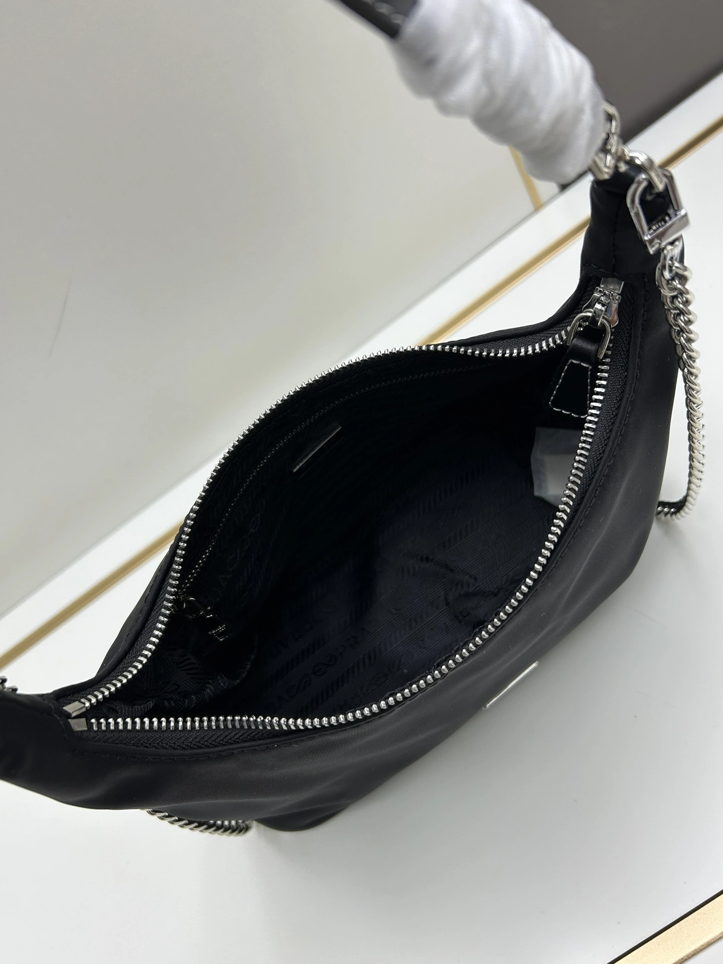 Vibrant 3236 Prada AAA Quality Shoulder Bags For Women