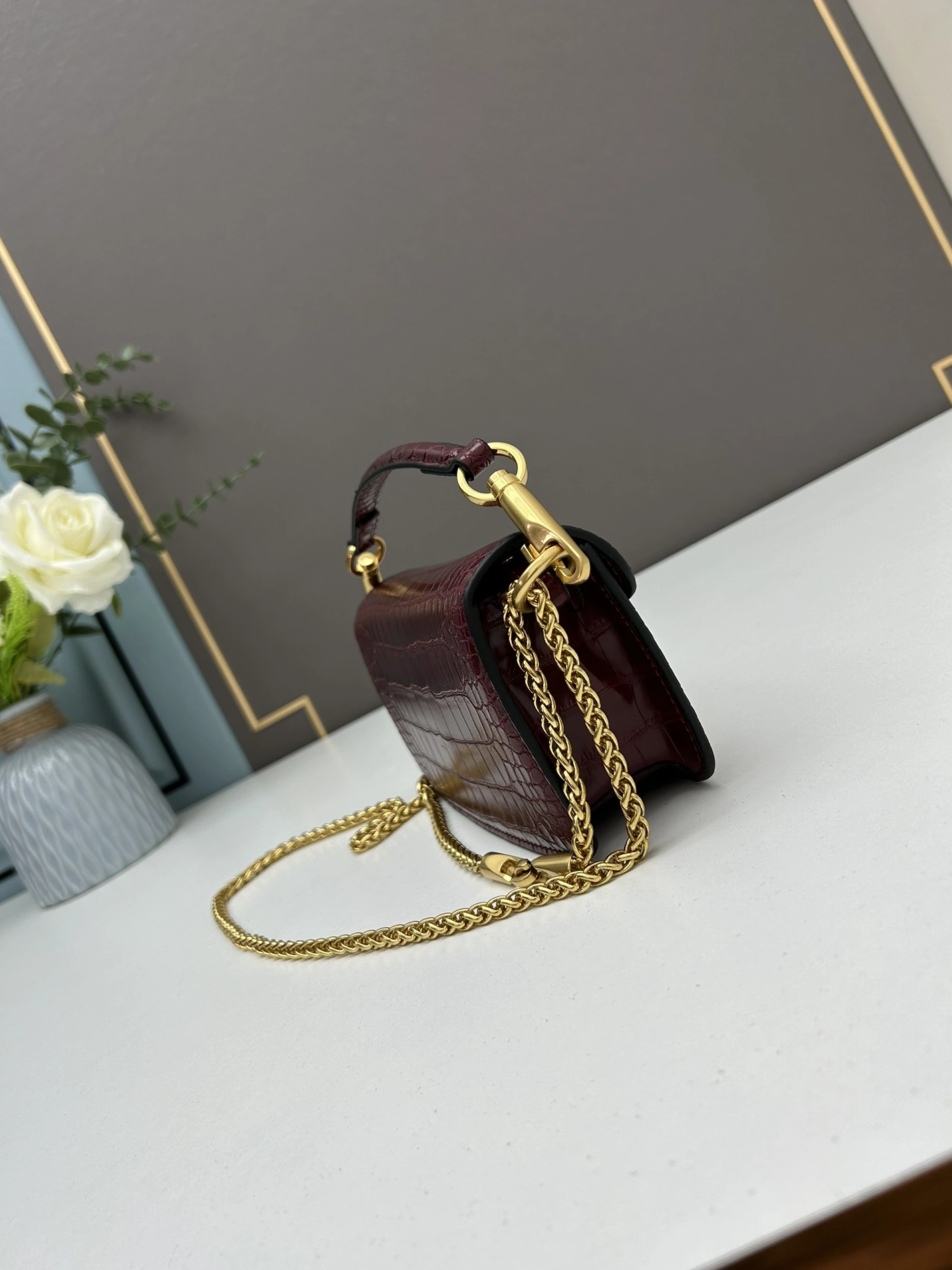 Vibrant 326 Valentino AAA Quality Shoulder Bags For Women