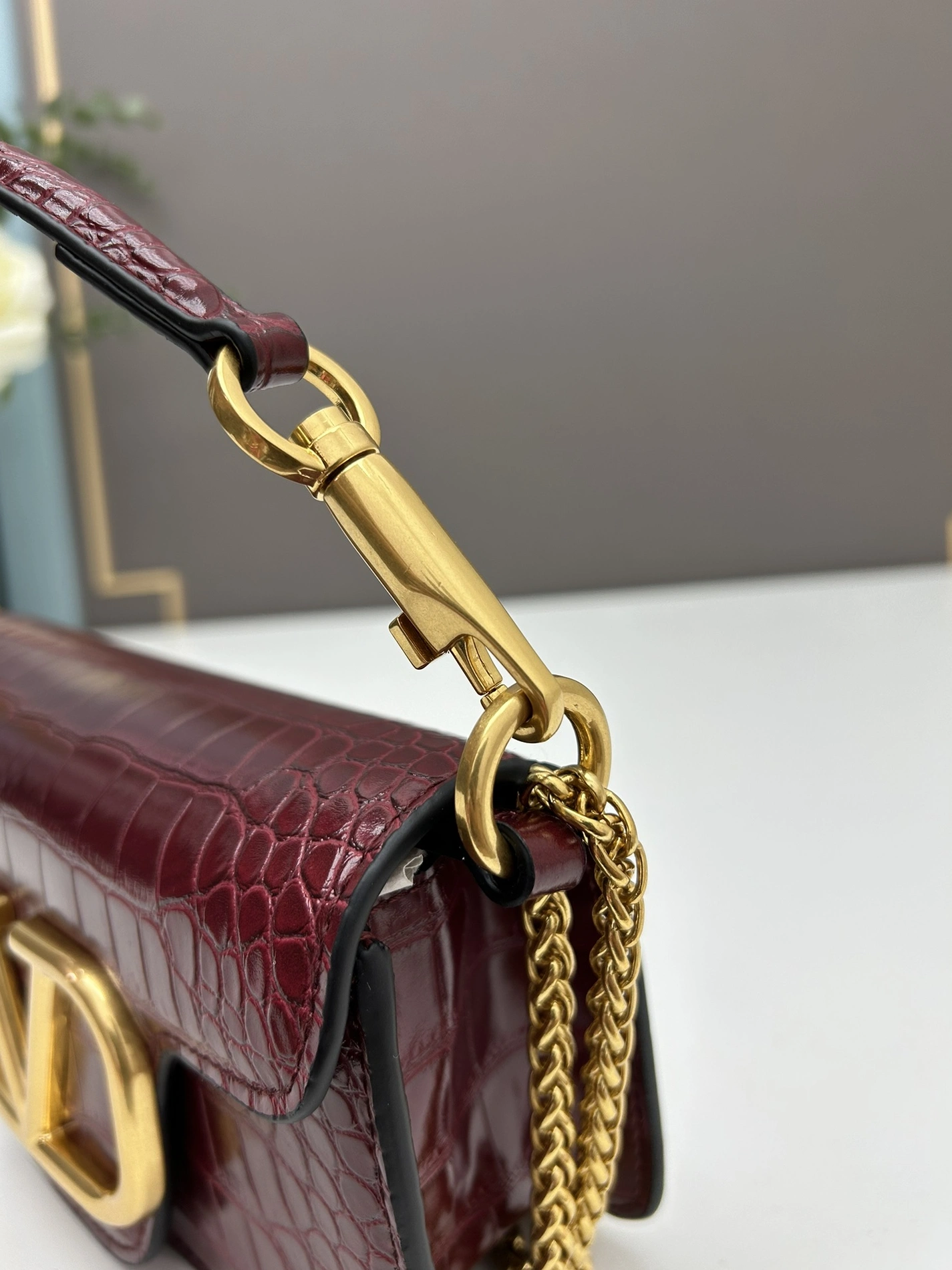 Vibrant 326 Valentino AAA Quality Shoulder Bags For Women