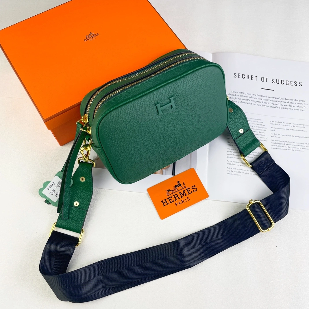 Vibrant 3288 Hermes AAA Quality Messenger Bags For Women
