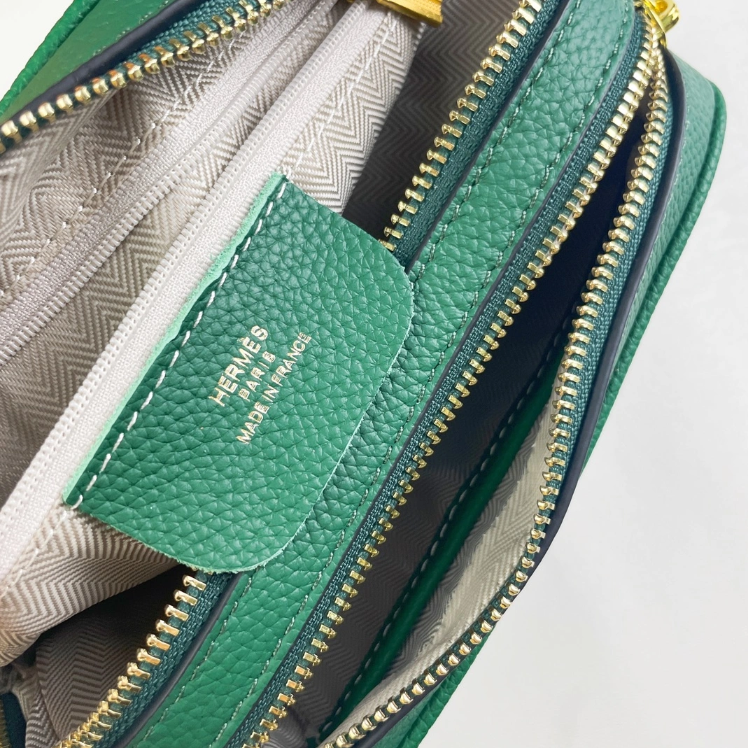 Vibrant 3288 Hermes AAA Quality Messenger Bags For Women