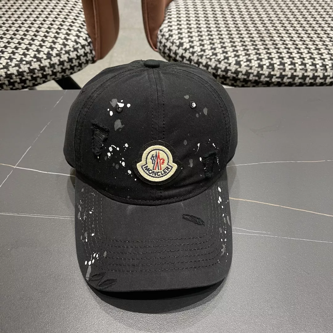 Vibrant 3376 Moncler Caps