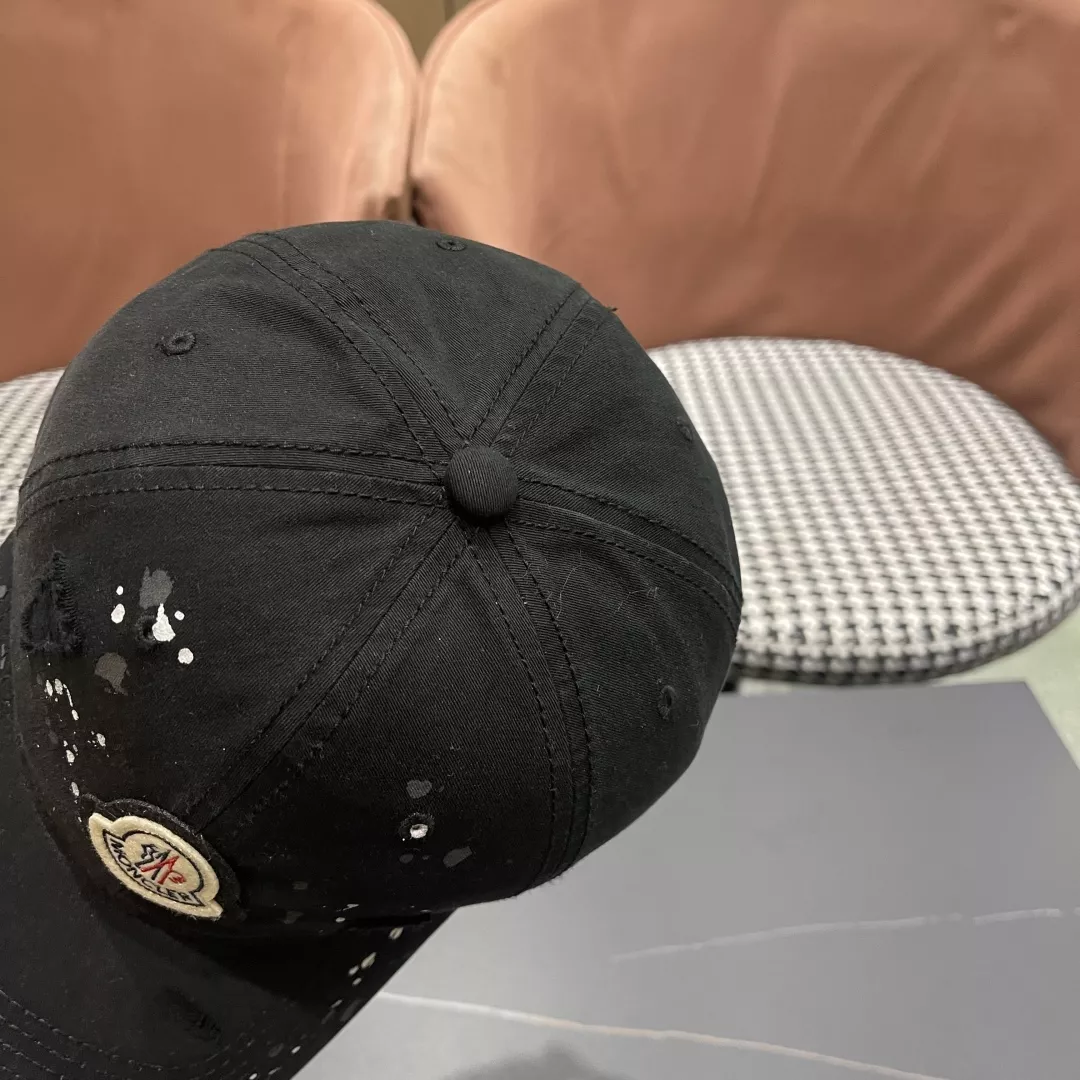 Vibrant 3376 Moncler Caps